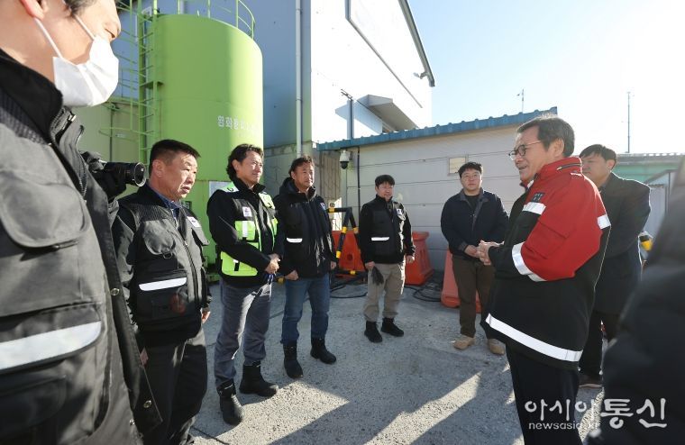 김홍규 강릉시장, 동절기 대비 제설 준비 점검 나서