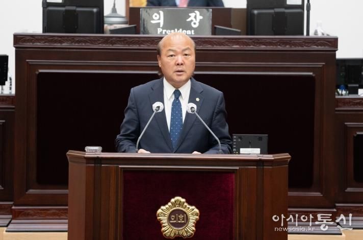 인천시의회, 러브버그 선제 방역체계 구축 추진