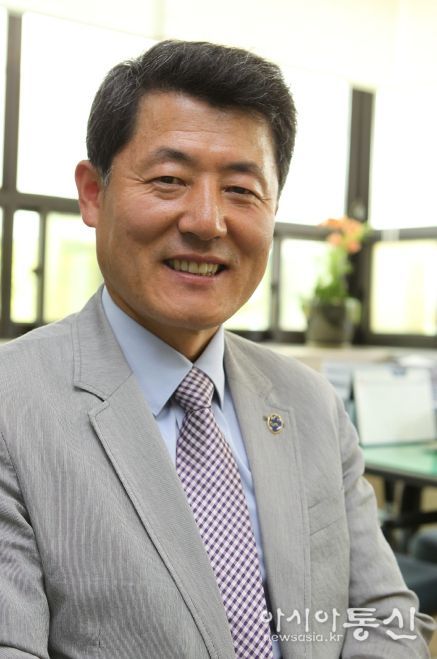 경상국립대학교 박균열 교수