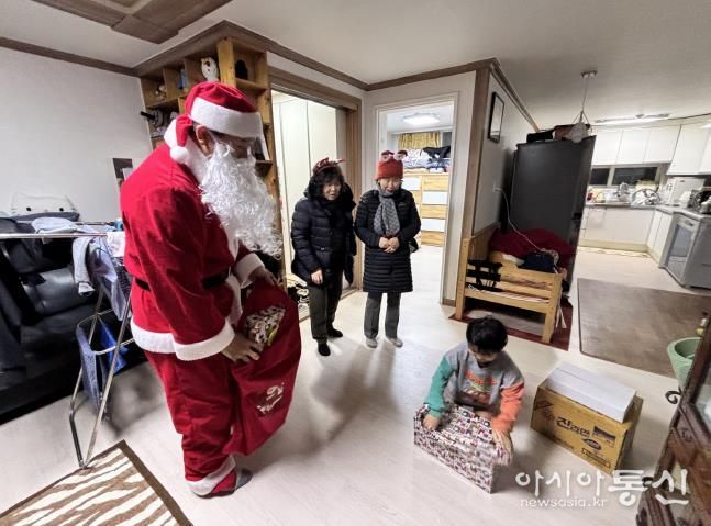 포천시 포천동 지역사회보장협의체, 취약계층 아동 위한 ‘즐거운 성탄절’ 사업 추진