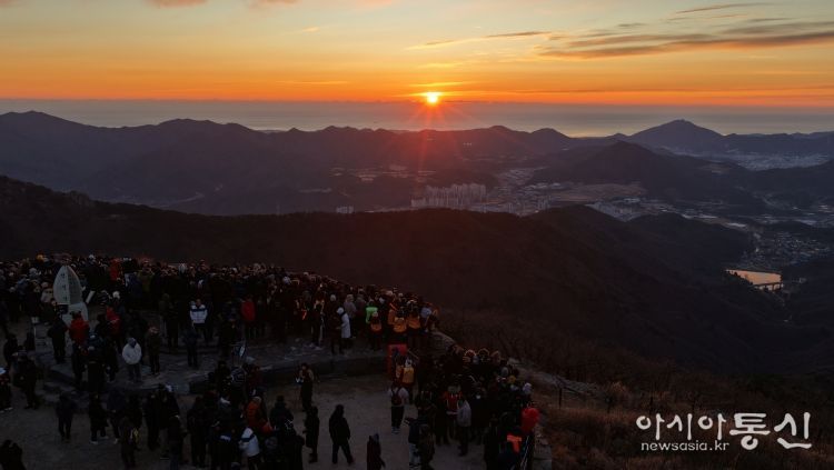 천성산 새해 해맞이 행사