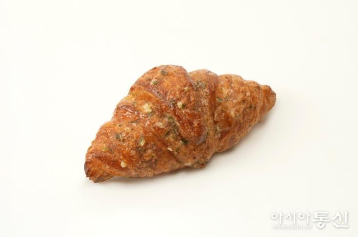 신세계푸드, 남해마늘 신제품 3종 출시 = 크루아상