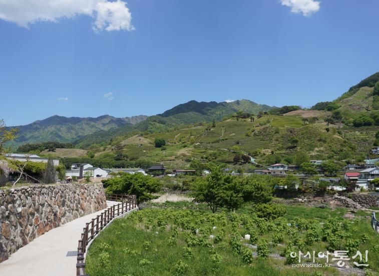 호리병속의 별천지길